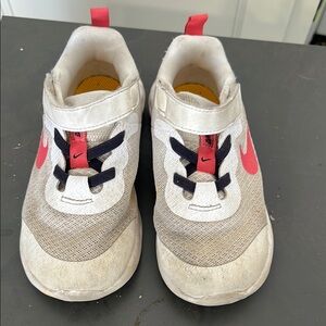 Nike White and Pink Sneakers Soft Comfort Design